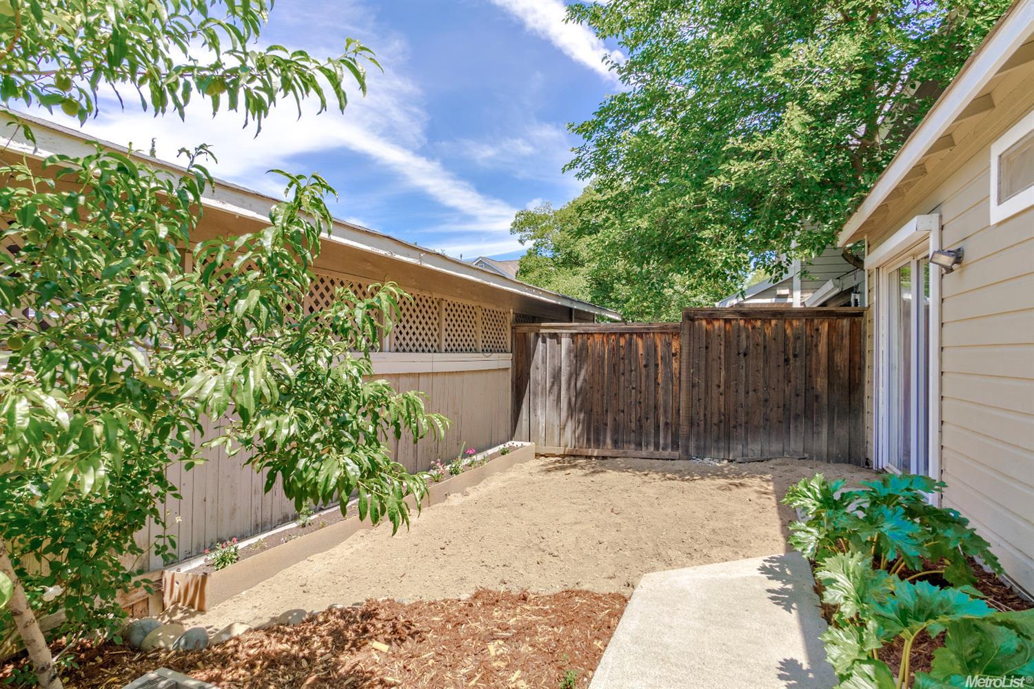 3034 Woods Cir, Davis, CA 95616 photo 5