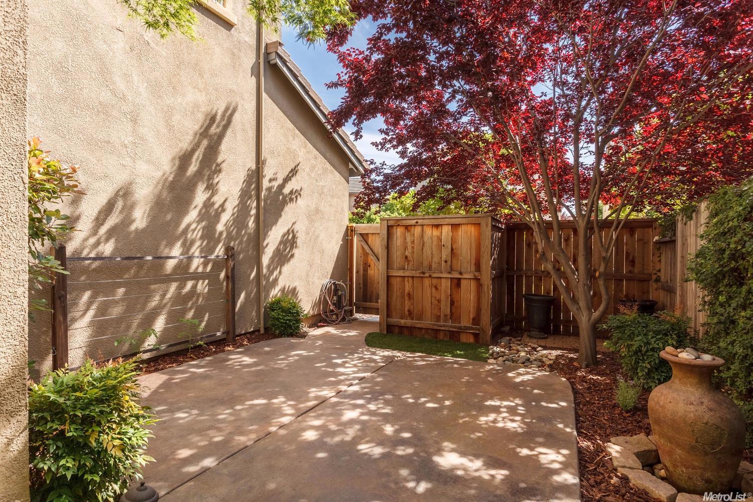 1336 Bugby Ln, Folsom, CA 95630 photo 24