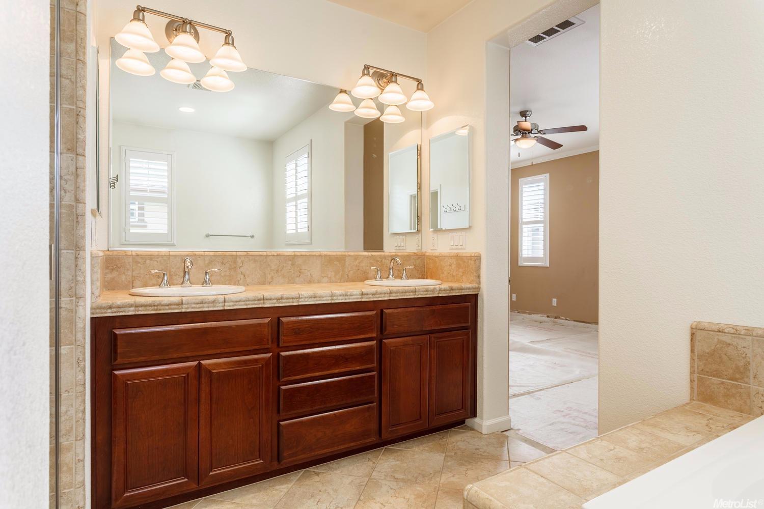 1336 Bugby Ln, Folsom, CA 95630 photo 15