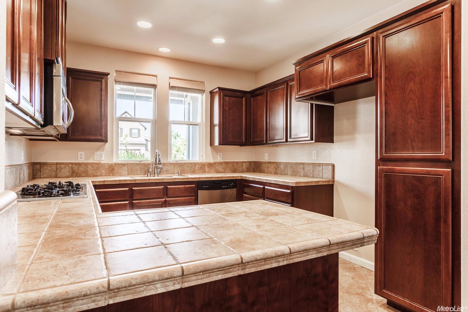 1336 Bugby Ln, Folsom, CA 95630 photo 10