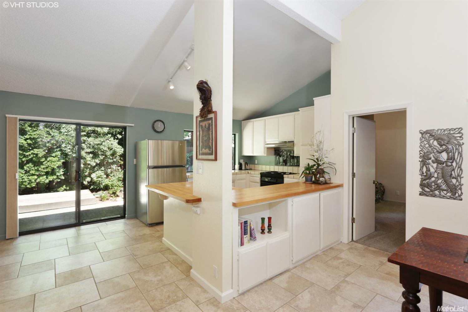 735 Valencia Ave, Davis, CA 95616 photo 8