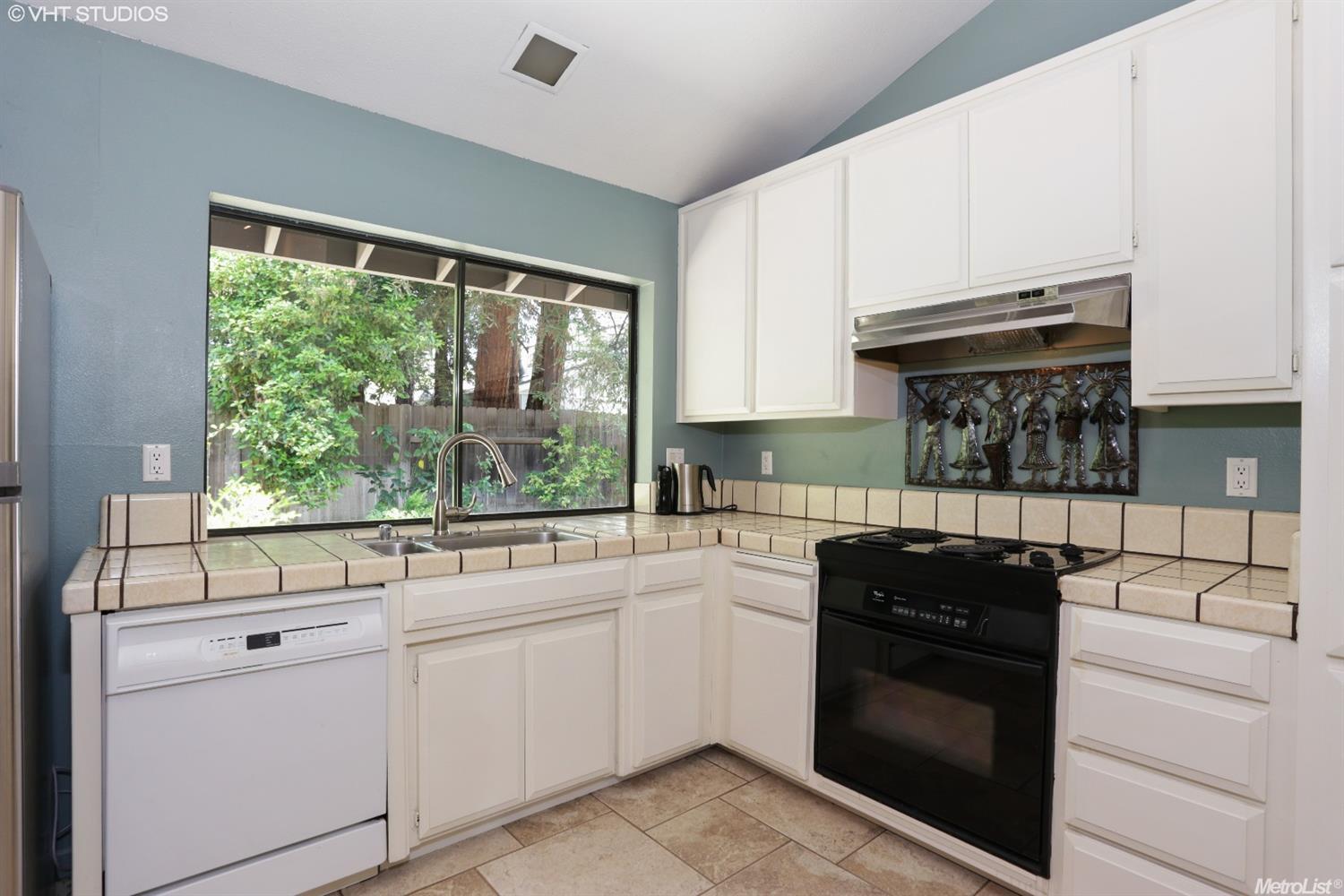 735 Valencia Ave, Davis, CA 95616 photo 9