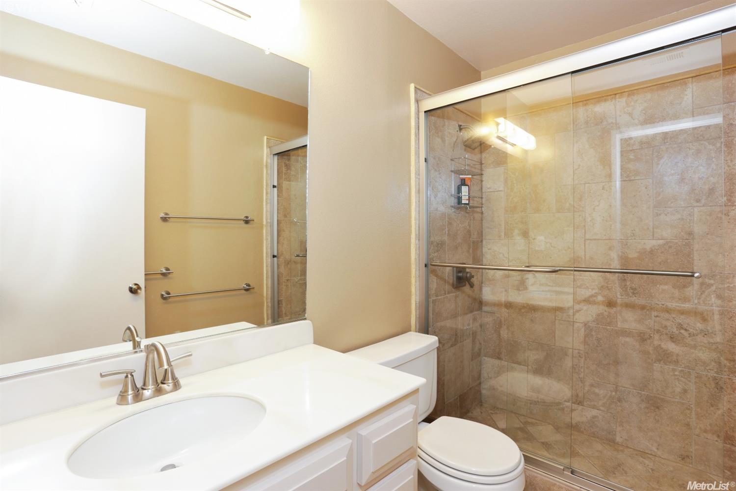 735 Valencia Ave, Davis, CA 95616 photo 17