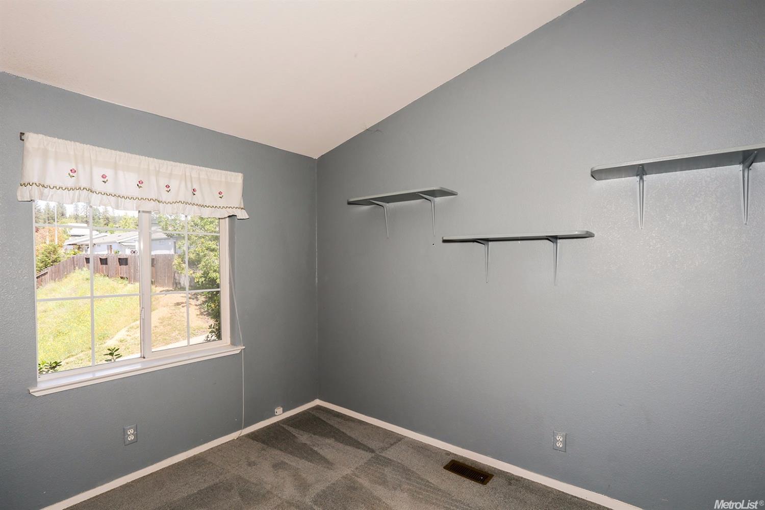 202 Foster Rd, Colfax, CA 95713 photo 18