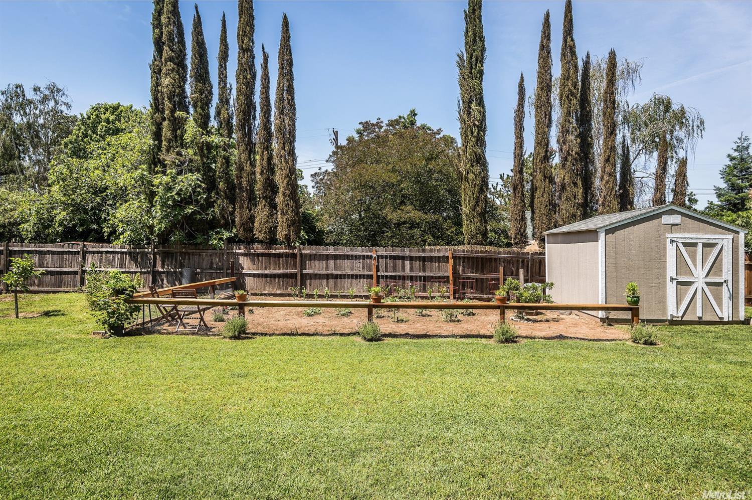 5248 North Ave, Carmichael, CA 95608 photo 4