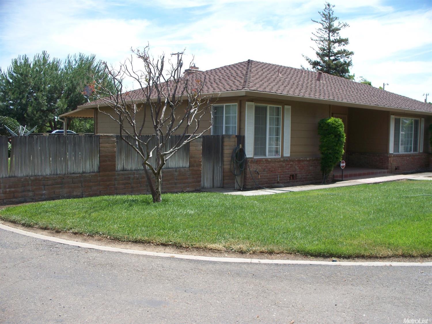 1312 E Las Palmas, Patterson, CA 95363 photo 3