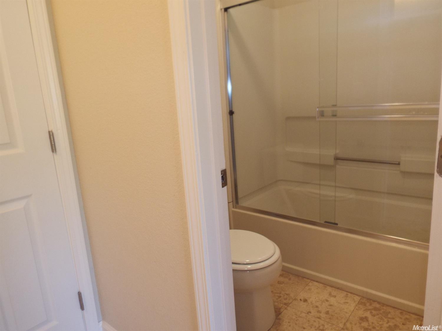 812 N Rosemore Ave, Modesto, CA 95358 photo 13