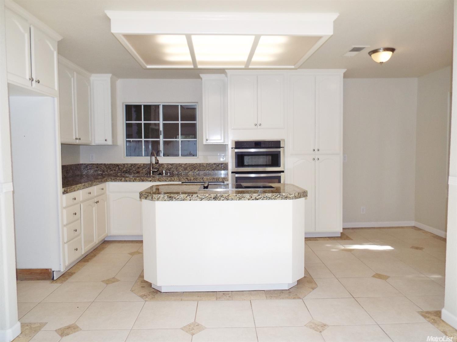 812 N Rosemore Ave, Modesto, CA 95358 photo 5