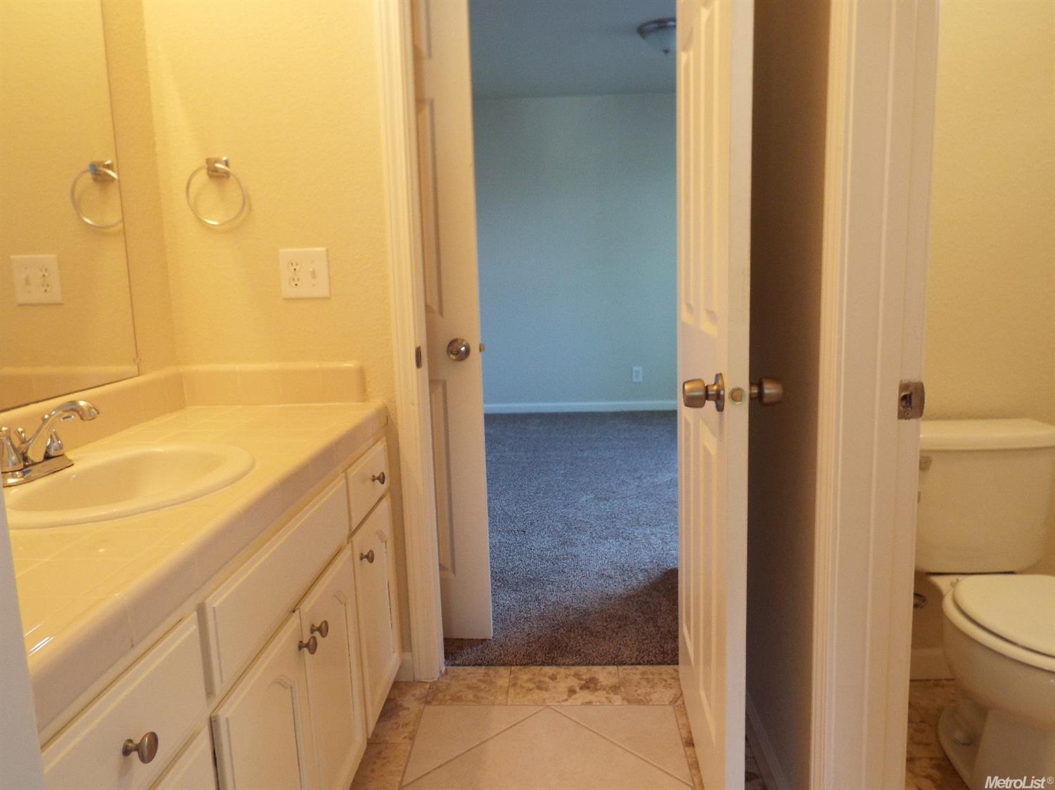 812 N Rosemore Ave, Modesto, CA 95358 photo 12