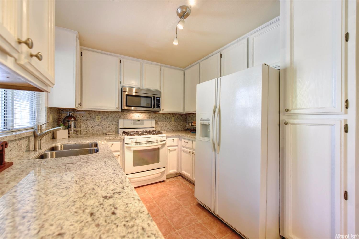 4909 Clydebank Way, Antelope, CA 95843 photo 4