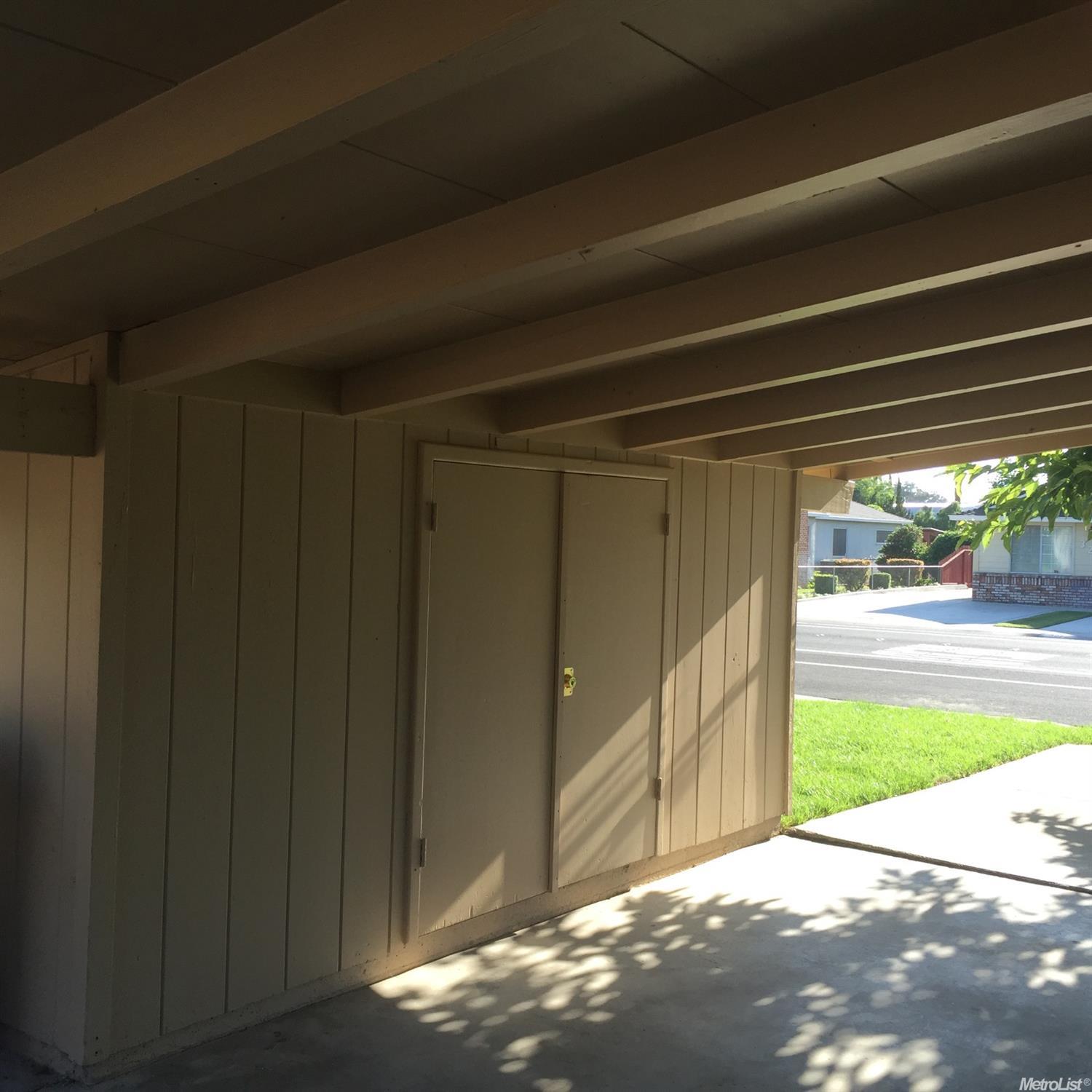 328 S Powers Ave, Manteca, CA 95336 photo 5