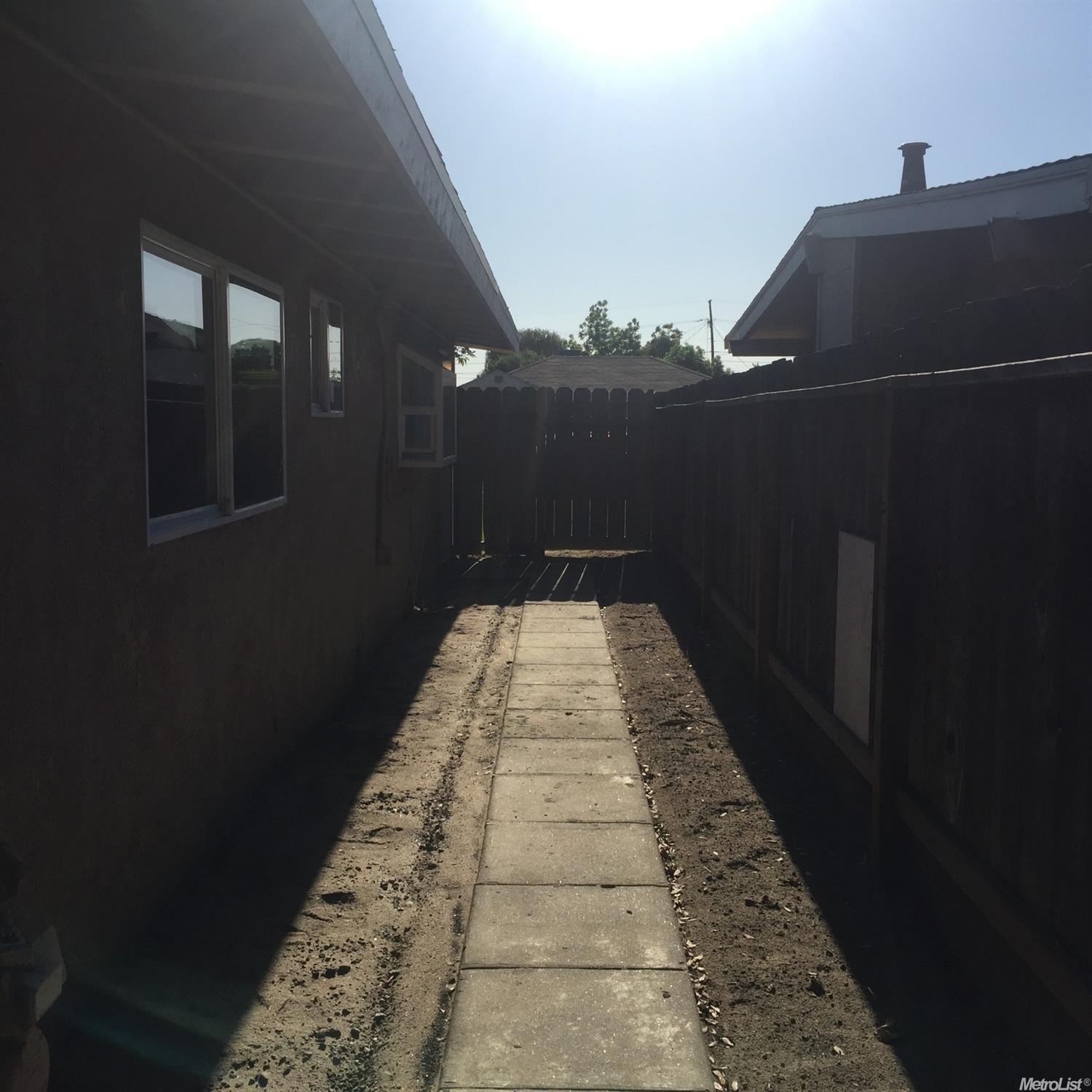 328 S Powers Ave, Manteca, CA 95336 photo 18