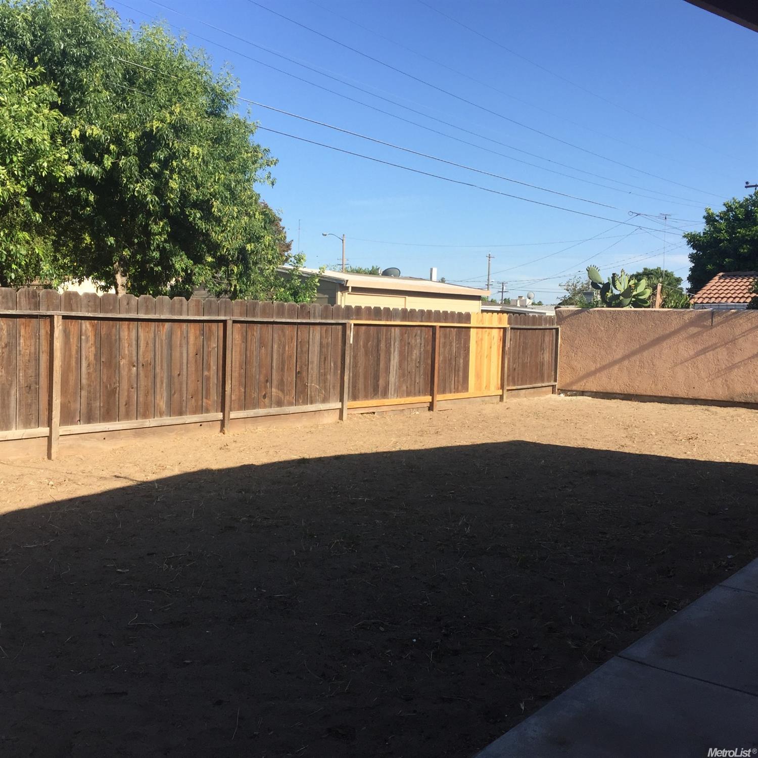 328 S Powers Ave, Manteca, CA 95336 photo 17