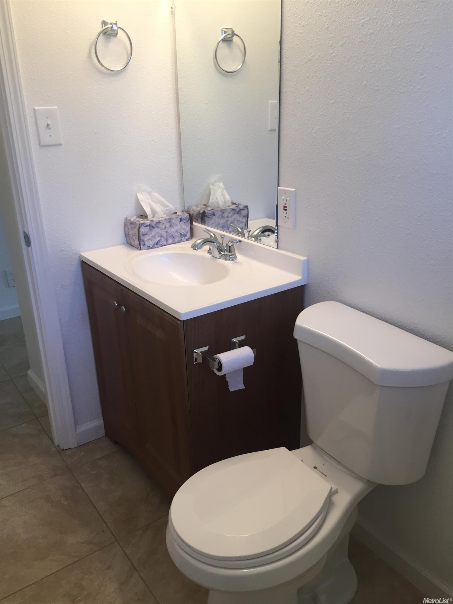 328 S Powers Ave, Manteca, CA 95336 photo 14