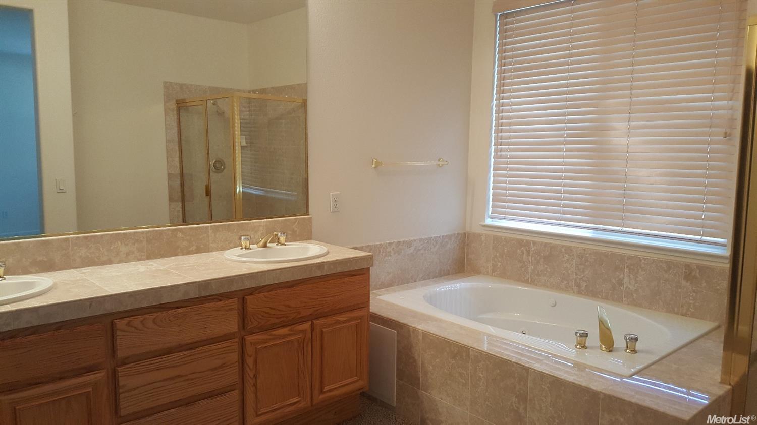 4256 Oakridge Dr, Tracy, CA 95377 photo 7
