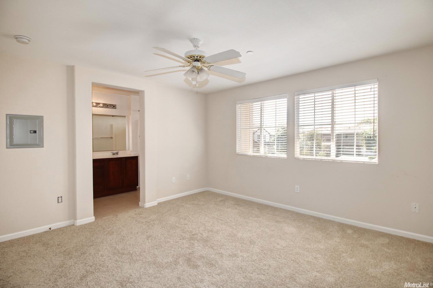 202 Esplanade Cir, Folsom, CA 95630 photo 16