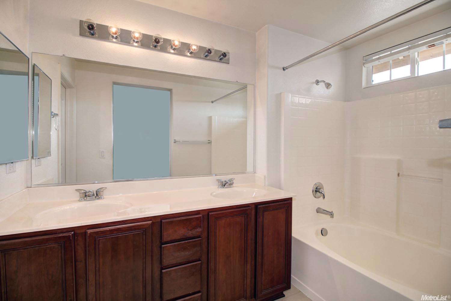 202 Esplanade Cir, Folsom, CA 95630 photo 17