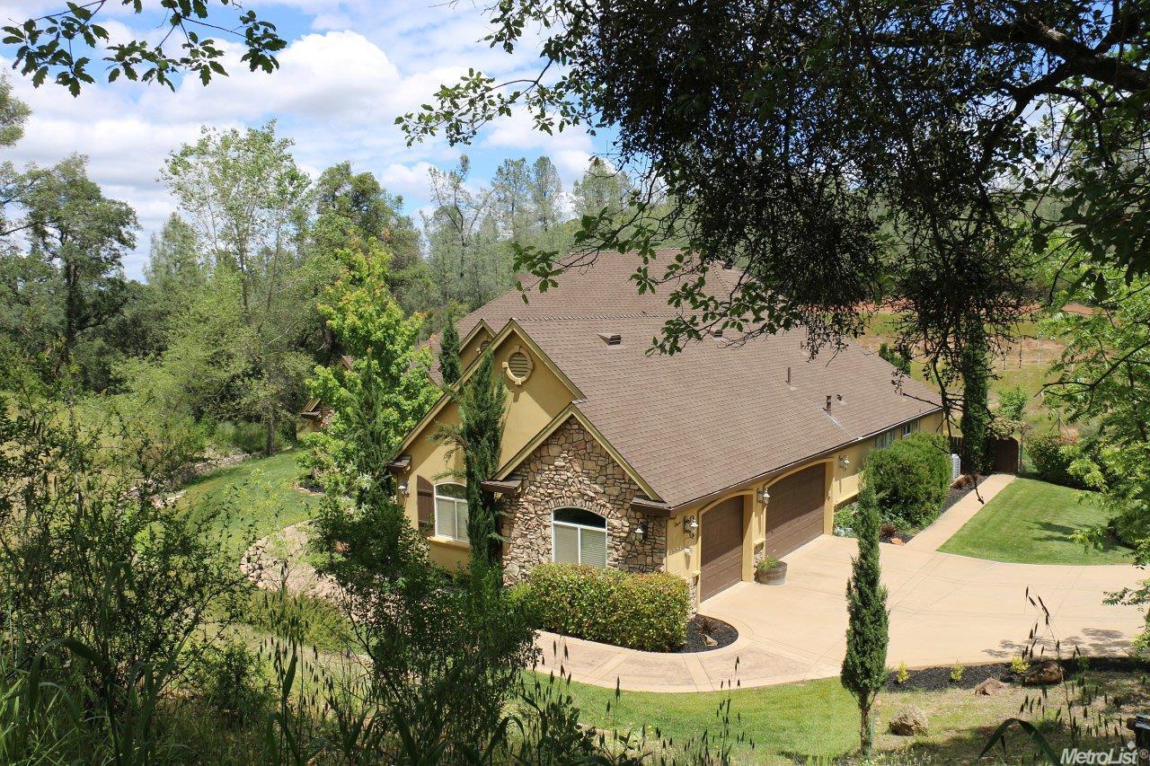 4551 Top Hand Dr, Placerville, CA 95667 photo 2