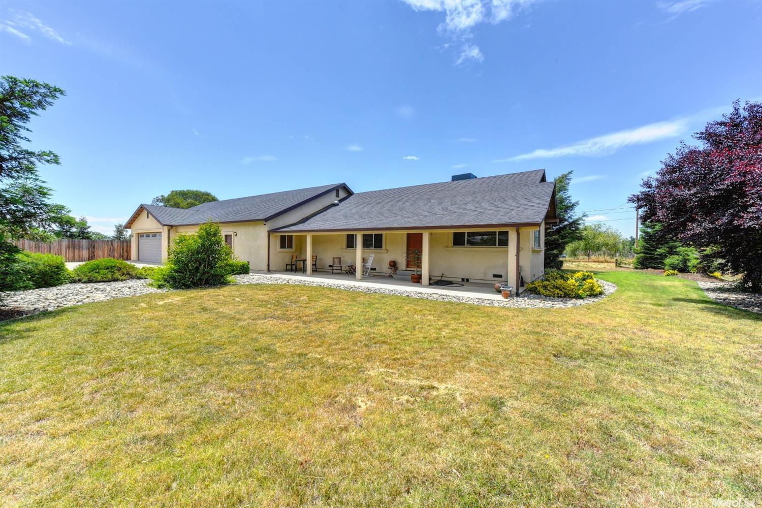 3080 E Forest Lake Rd, Acampo, CA 95220 photo 2