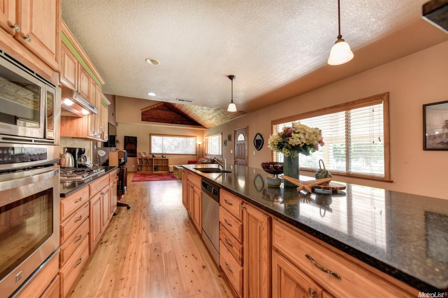 3080 E Forest Lake Rd, Acampo, CA 95220 photo 10