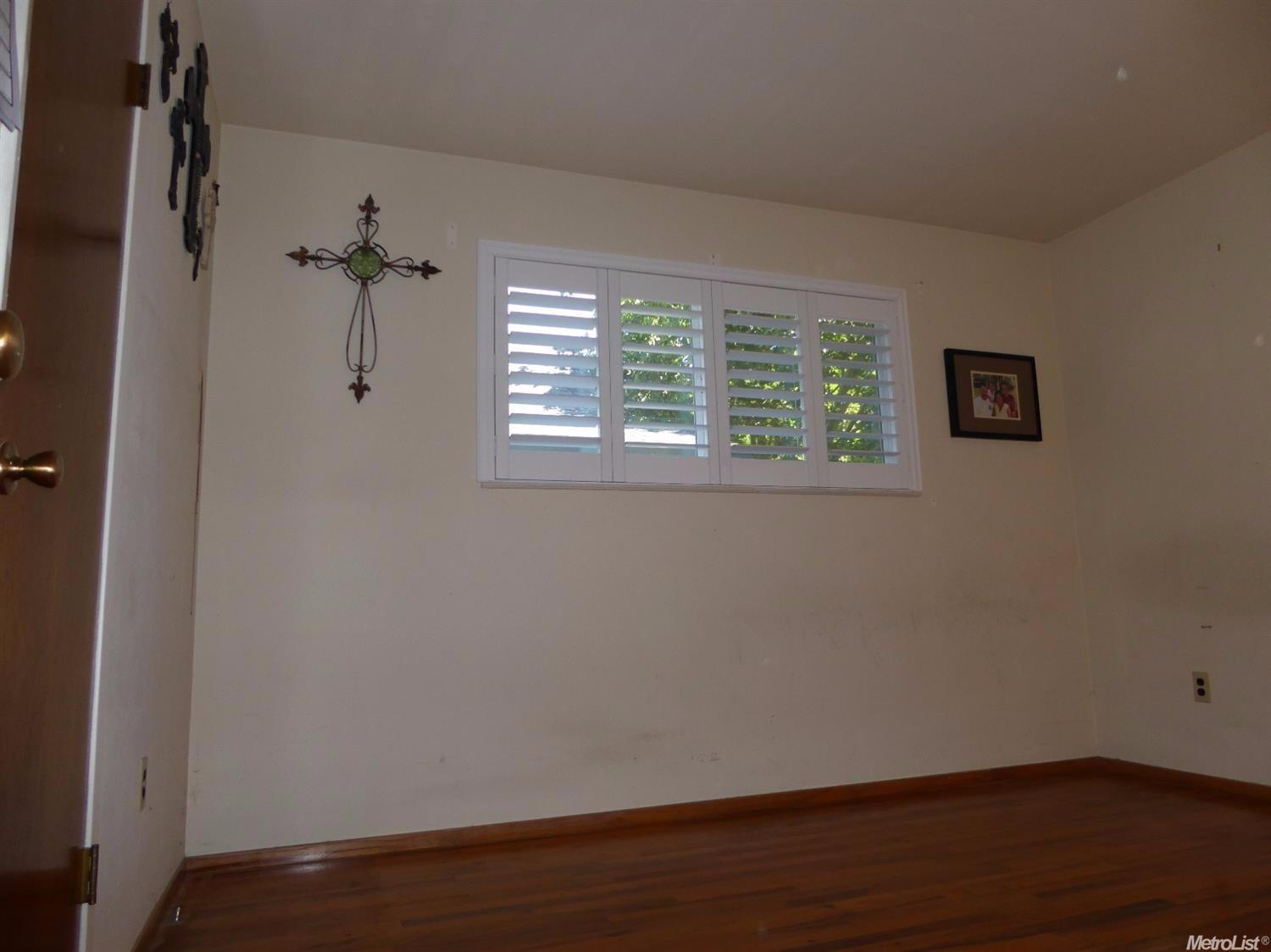 733 S School St, Lodi, CA 95240 photo 10