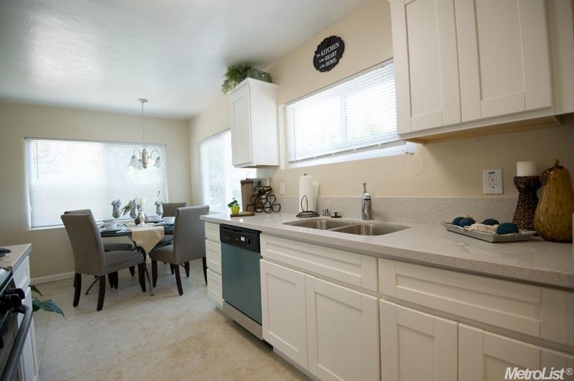 9457 Central Ave, Orangevale, CA 95662 photo 4