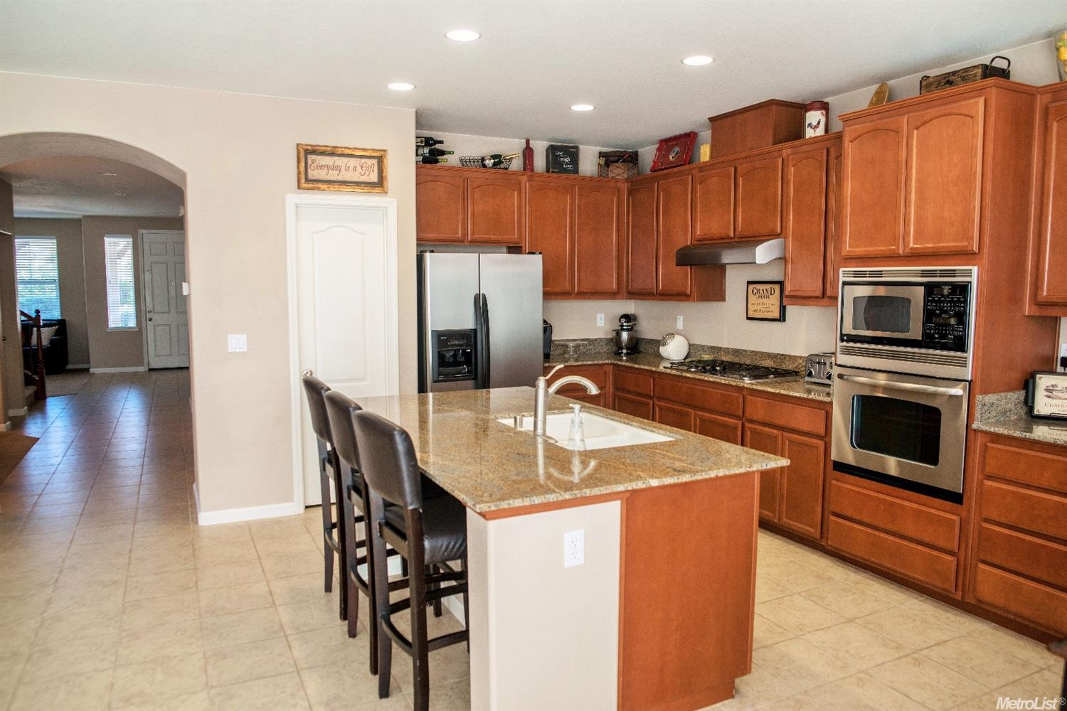1679 Topiary Dr, Manteca, CA 95337 photo 7