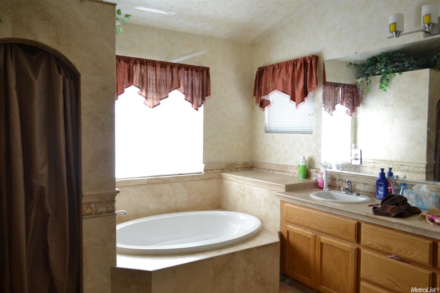 3004 Ferndown Ln, Tracy, CA 95377 photo 11