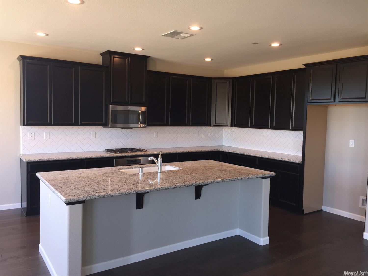3901 Deergrass Cir, Rocklin, CA 95677 photo 4