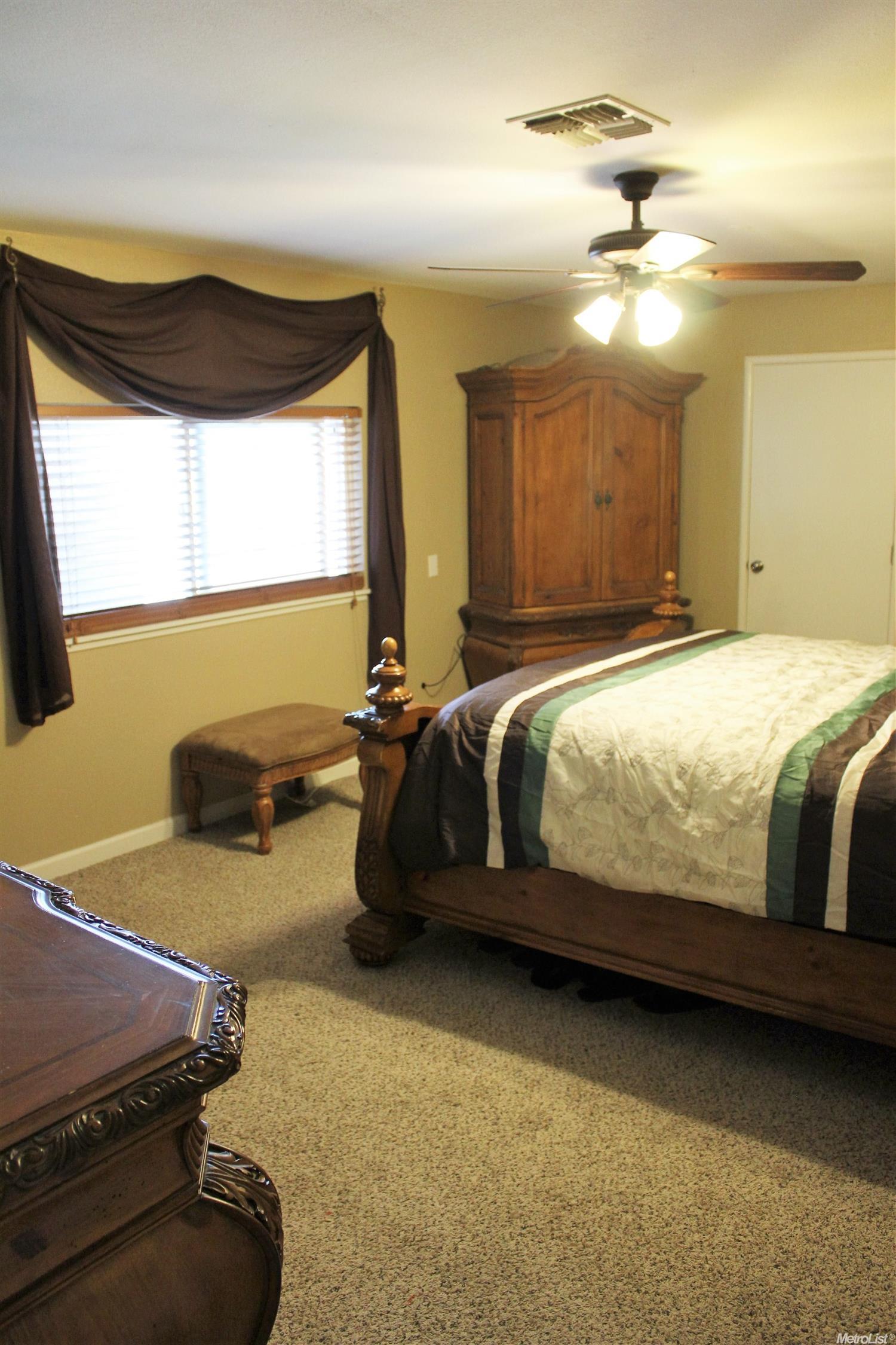 901 Moffett Rd, Modesto, CA 95351 photo 13