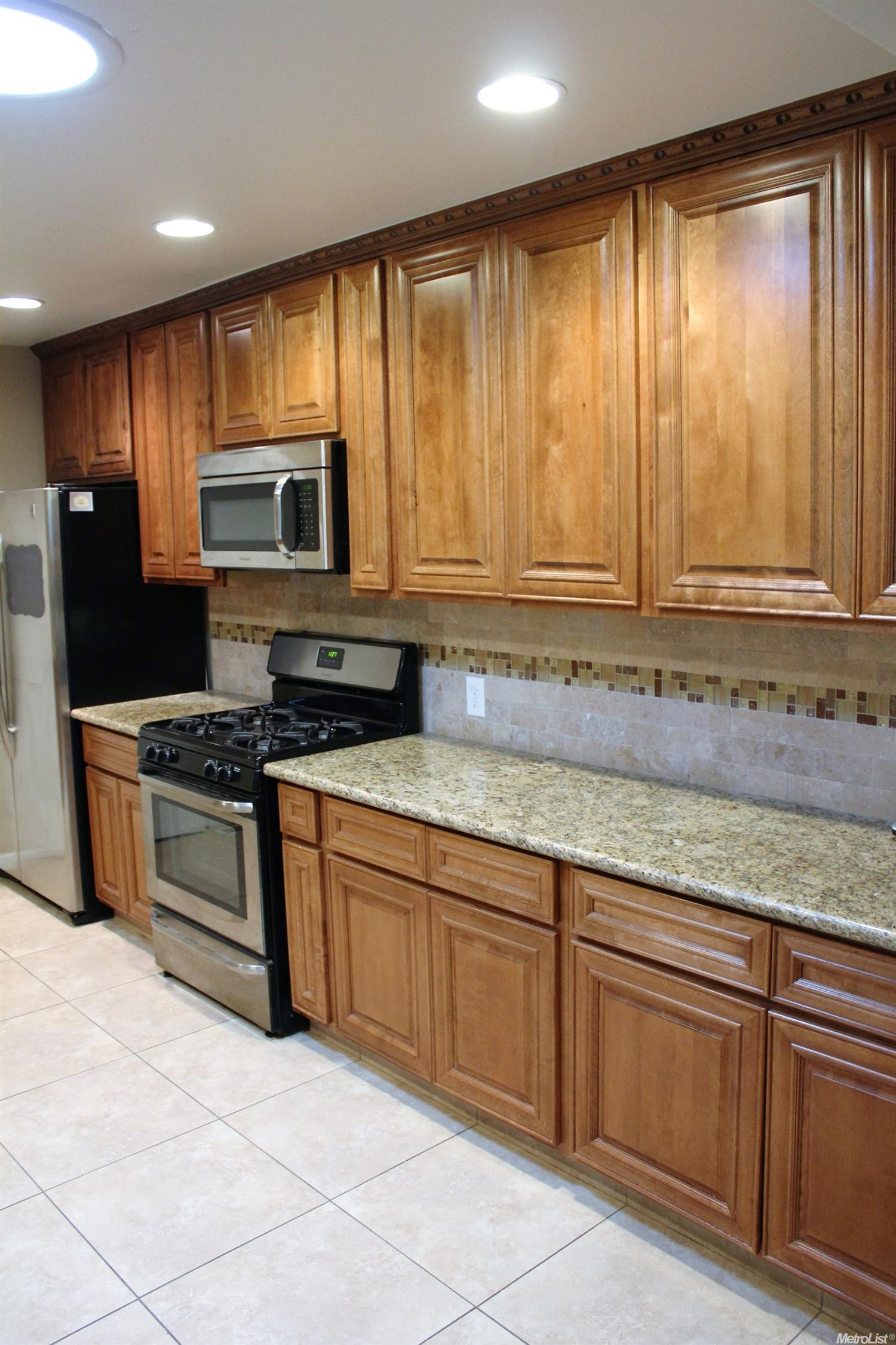 901 Moffett Rd, Modesto, CA 95351 photo 5