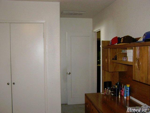 232 E Ingram St, Stockton, CA 95204 photo 13