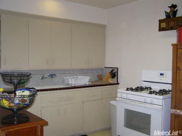 232 E Ingram St, Stockton, CA 95204 photo 8