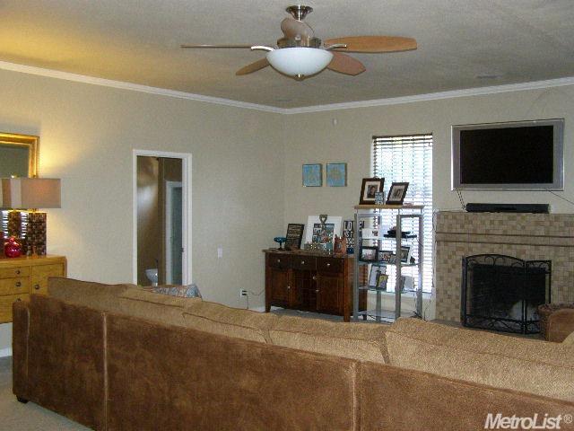232 E Ingram St, Stockton, CA 95204 photo 5