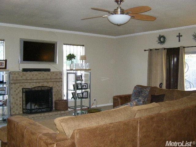 232 E Ingram St, Stockton, CA 95204 photo 4