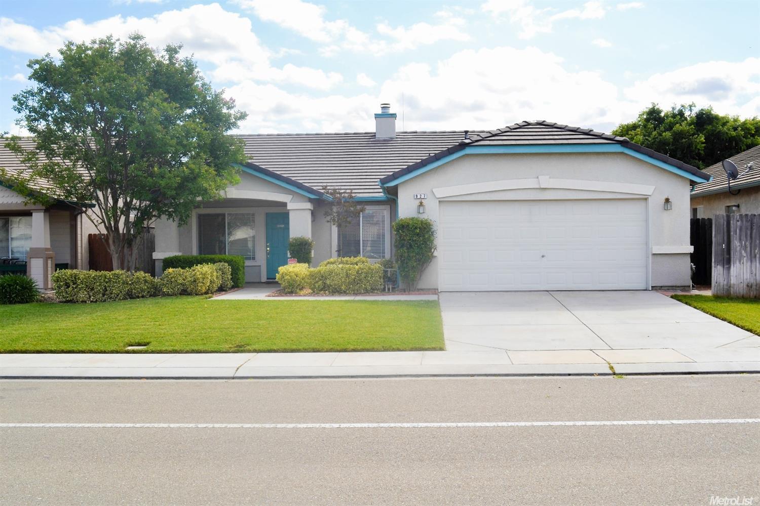 927 Norman, Manteca, CA 95336 photo 1