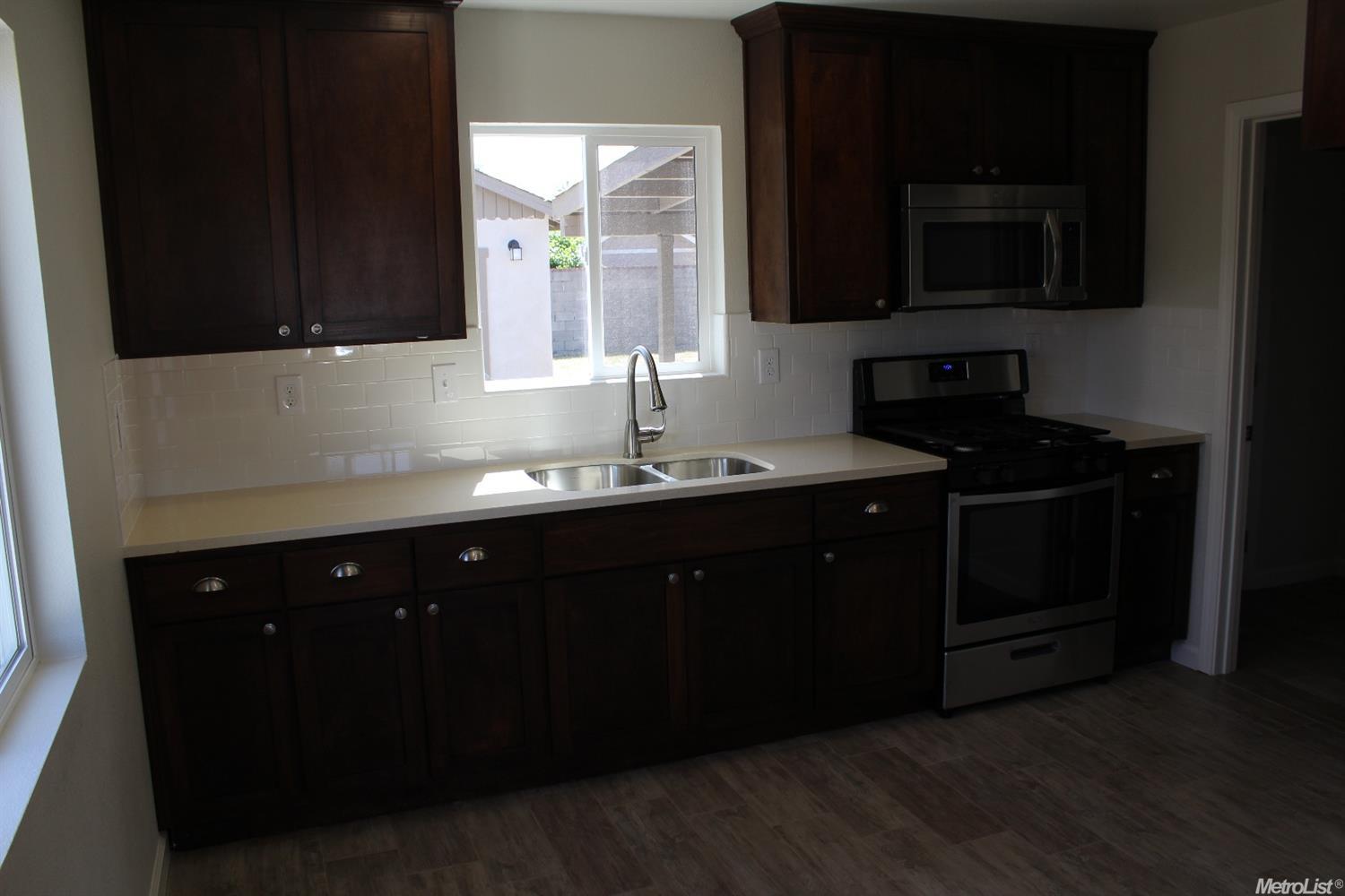 1190 5th St, Turlock, CA 95380 photo 6