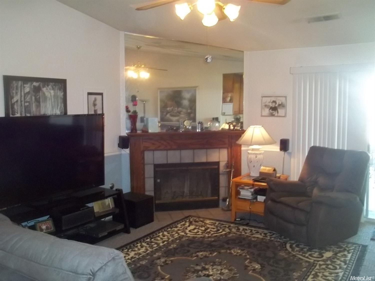 1110 Wizard Ln, Modesto, CA 95351 photo 4