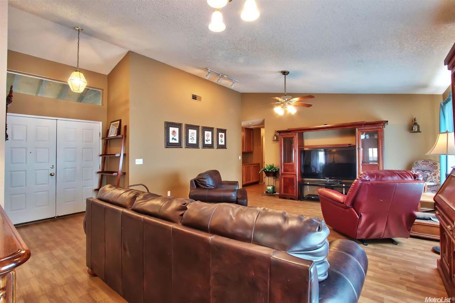 8221 Rivergreen Rd, Elverta, CA 95626 photo 7
