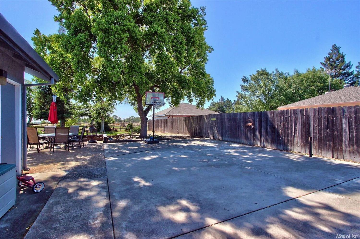 8221 Rivergreen Rd, Elverta, CA 95626 photo 6
