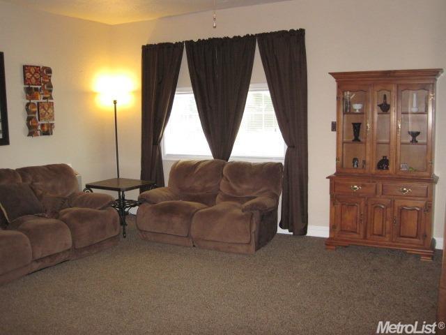 1505 Higbee Dr, Modesto, CA 95350 photo 5