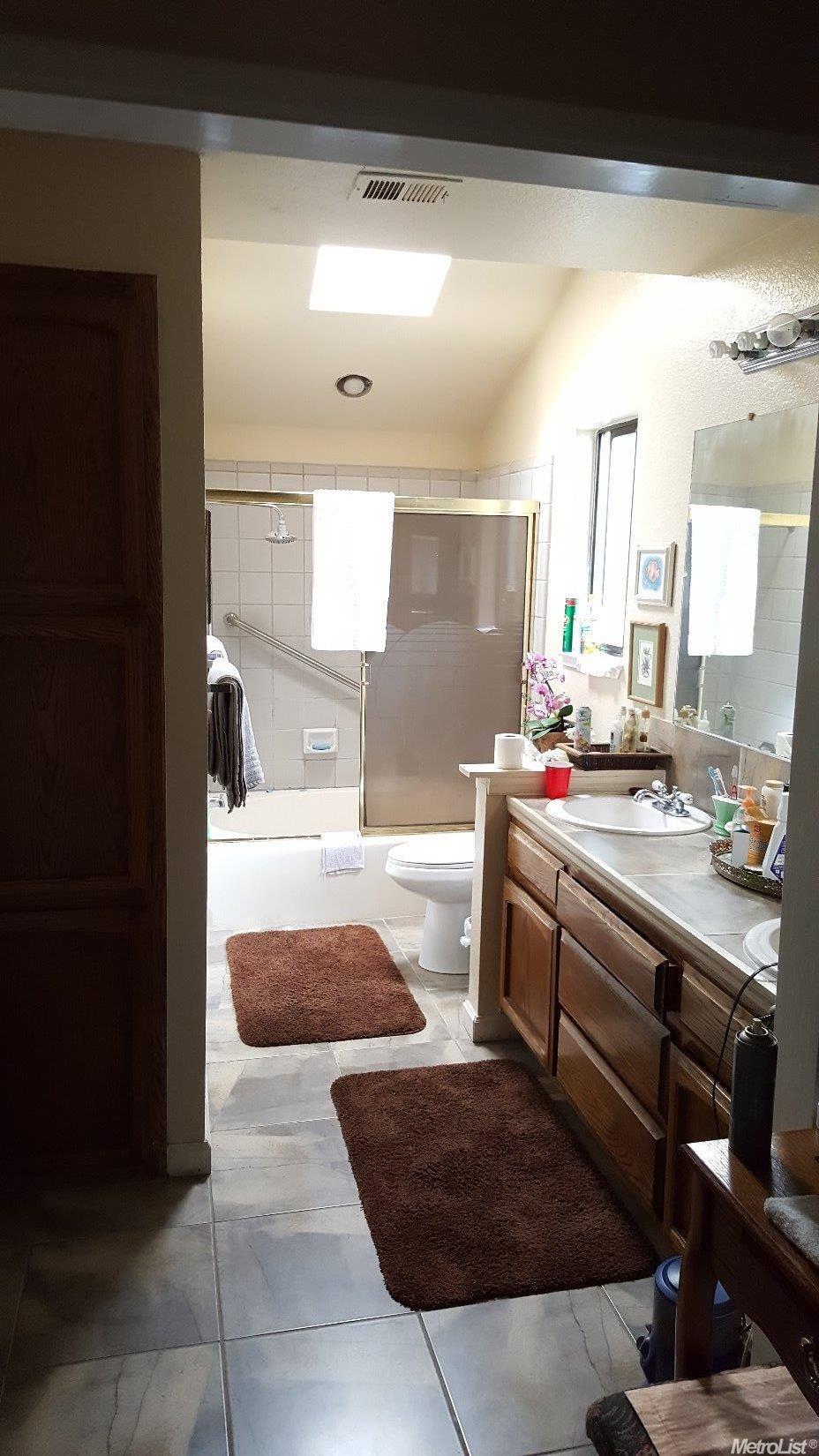 2608 Floyd Ave, Modesto, CA 95355 photo 8