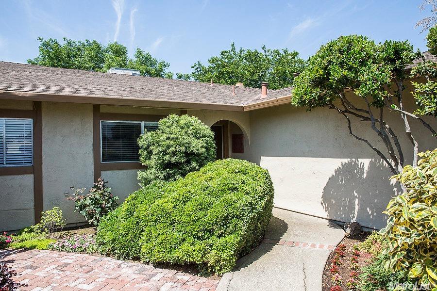 676 Daffodil Way, Manteca, CA 95336 photo 2