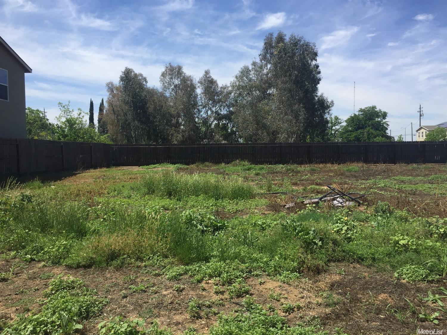 177 Pyramid, Merced, CA 95341 photo 1