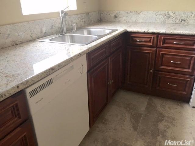 2432 Walnut, Carmichael, CA 95608 photo 7