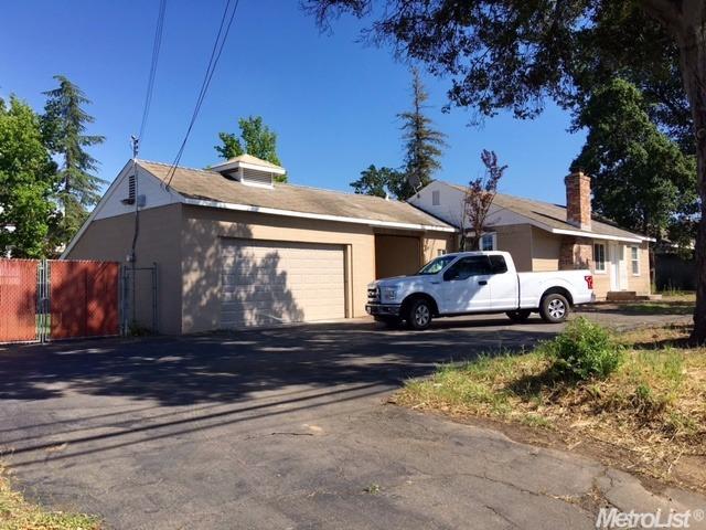 2432 Walnut, Carmichael, CA 95608 photo 1