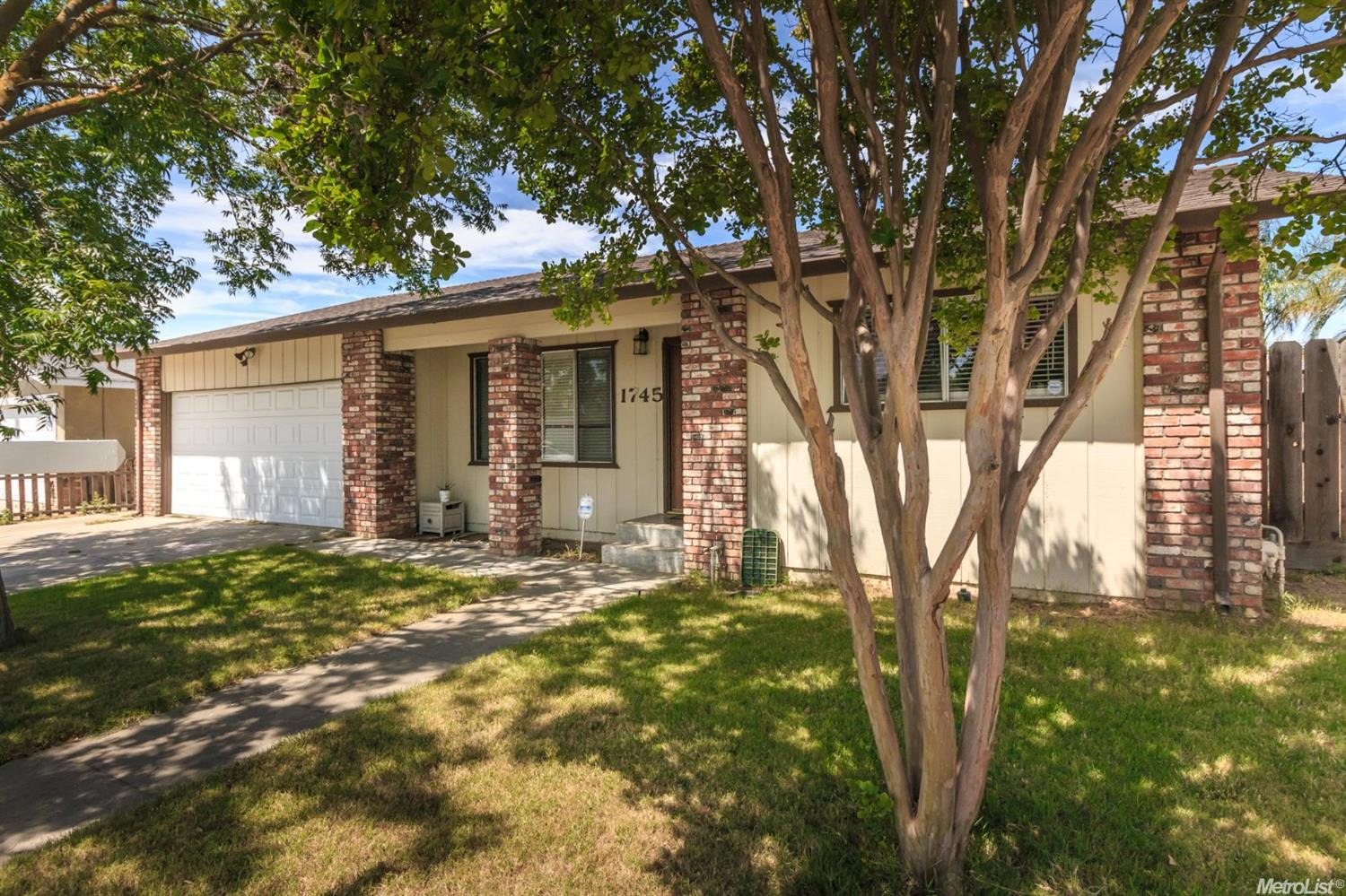 1745 Darwin Ave, Ceres, CA 95307 photo 1