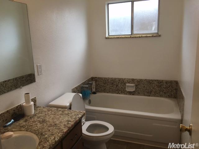 823 Ebbetts Ave, Manteca, CA 95337 photo 13