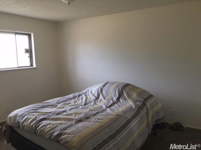 823 Ebbetts Ave, Manteca, CA 95337 photo 8