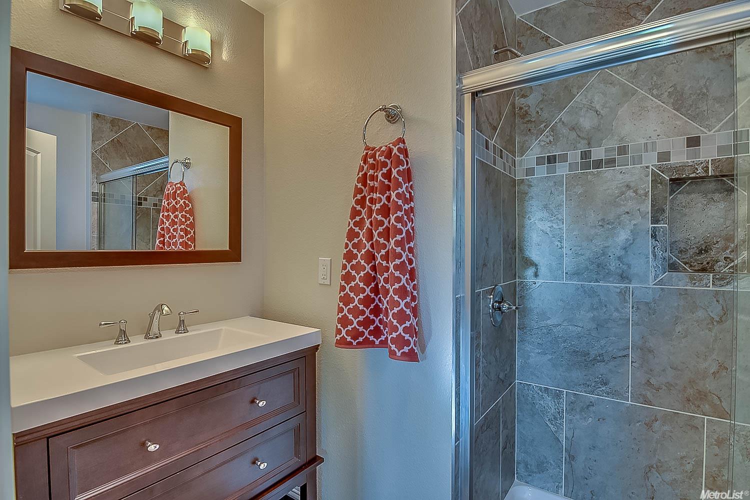307 Palm Ave, Lodi, CA 95240 photo 6
